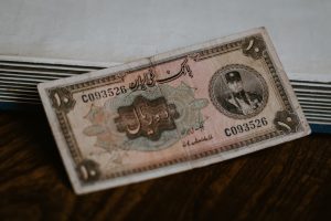 Photo old money style